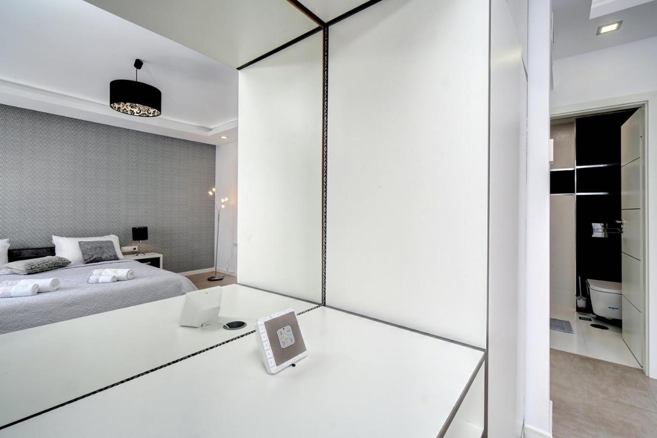 Westminster Puerto Banus Marina Appartement Marbella Buitenkant foto