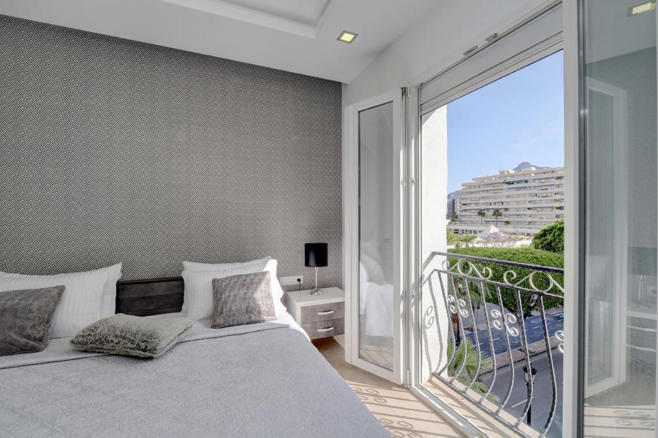 Westminster Puerto Banus Marina Appartement Marbella Buitenkant foto